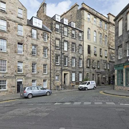 Joivy 3 Bed Flat In Old Town, Close To Grassmarket Edimburgo Esterno foto