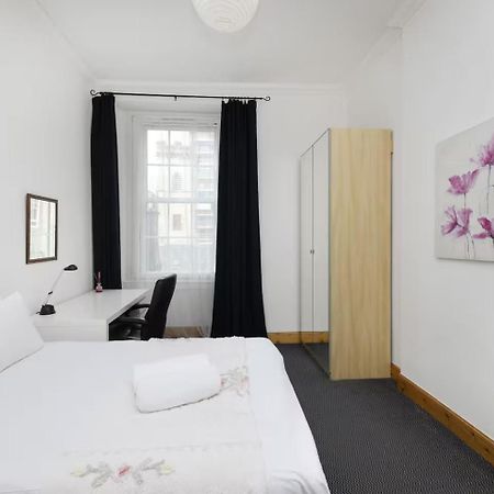Joivy 3 Bed Flat In Old Town, Close To Grassmarket Edimburgo Esterno foto