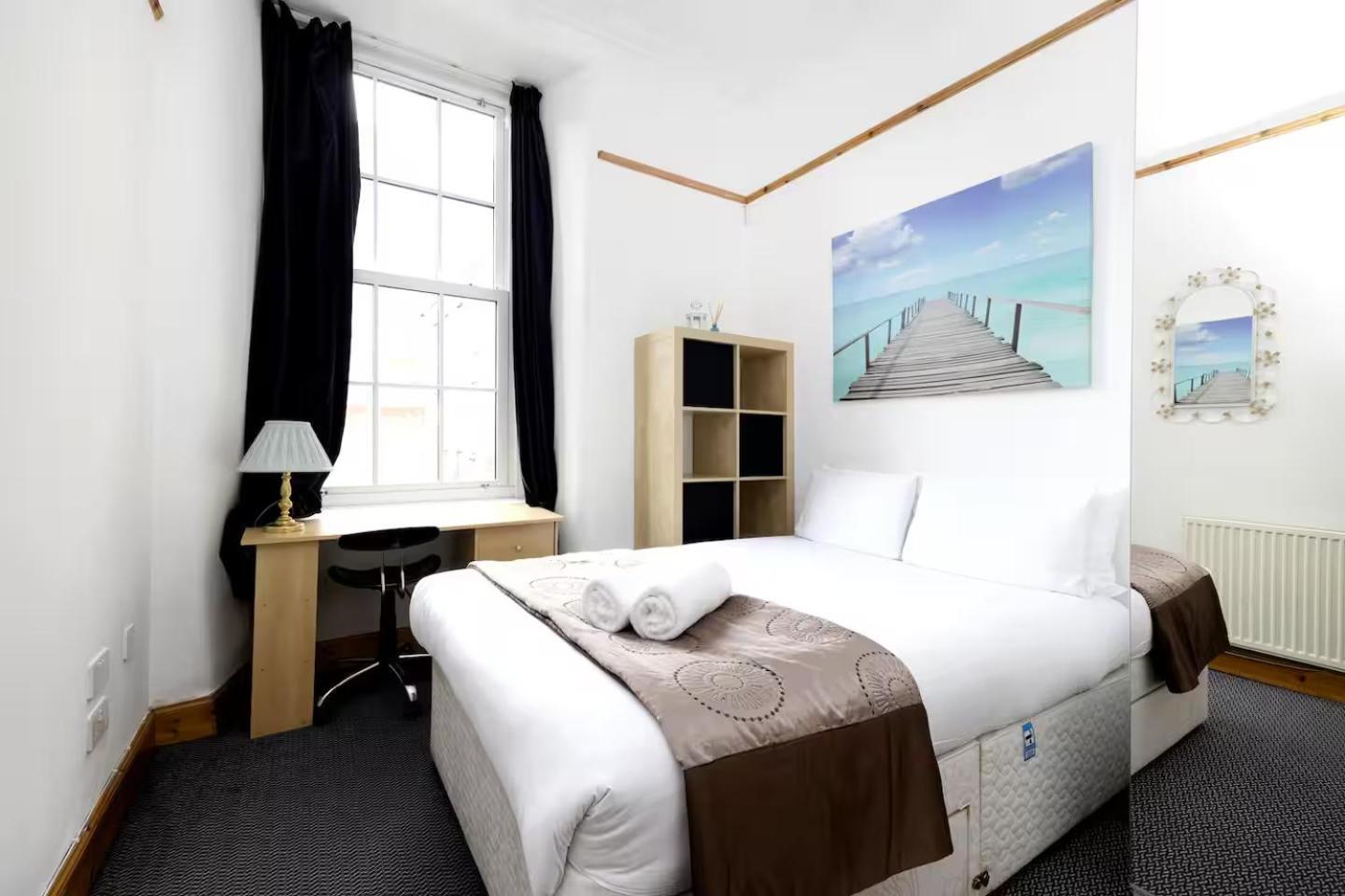 Joivy 3 Bed Flat In Old Town, Close To Grassmarket Edimburgo Esterno foto